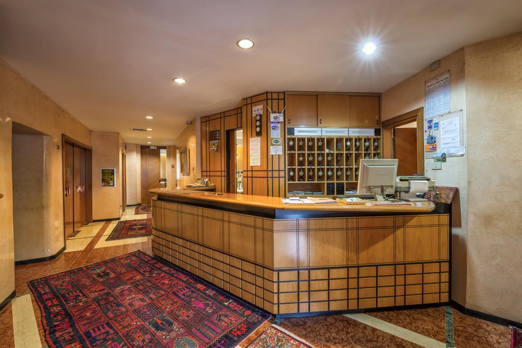 Hotel Drago Mezzocorona Ngoại thất bức ảnh