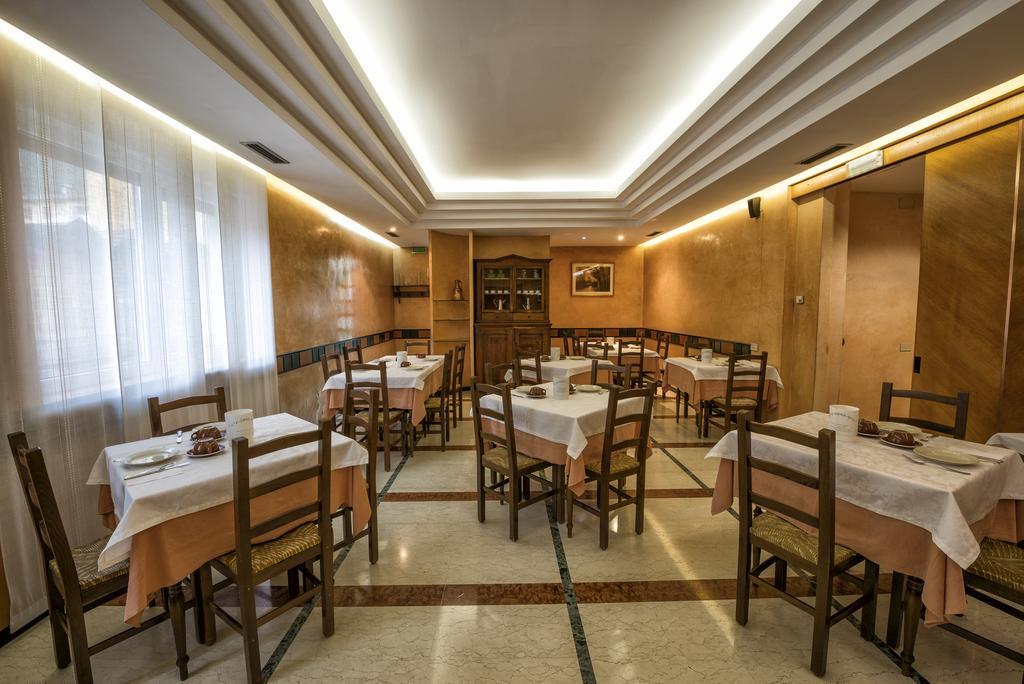 Hotel Drago Mezzocorona Ngoại thất bức ảnh